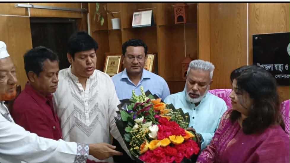 হাম সংক্রমণ মোকাবেলায় সোনারগাঁ উপজেলা স্বাস্থ্য কমপ্লেক্স পরিদর্শনে এমপি মান্নান