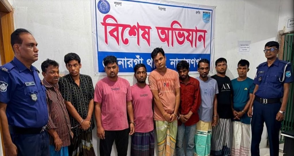 প্রিন্সিপাল ১০০ শপিং মলের ‘মোবিলি’ শোরুমে চুরি: আন্তঃজেলা চোর চক্রের ৯ সদস্য গ্রেপ্তার